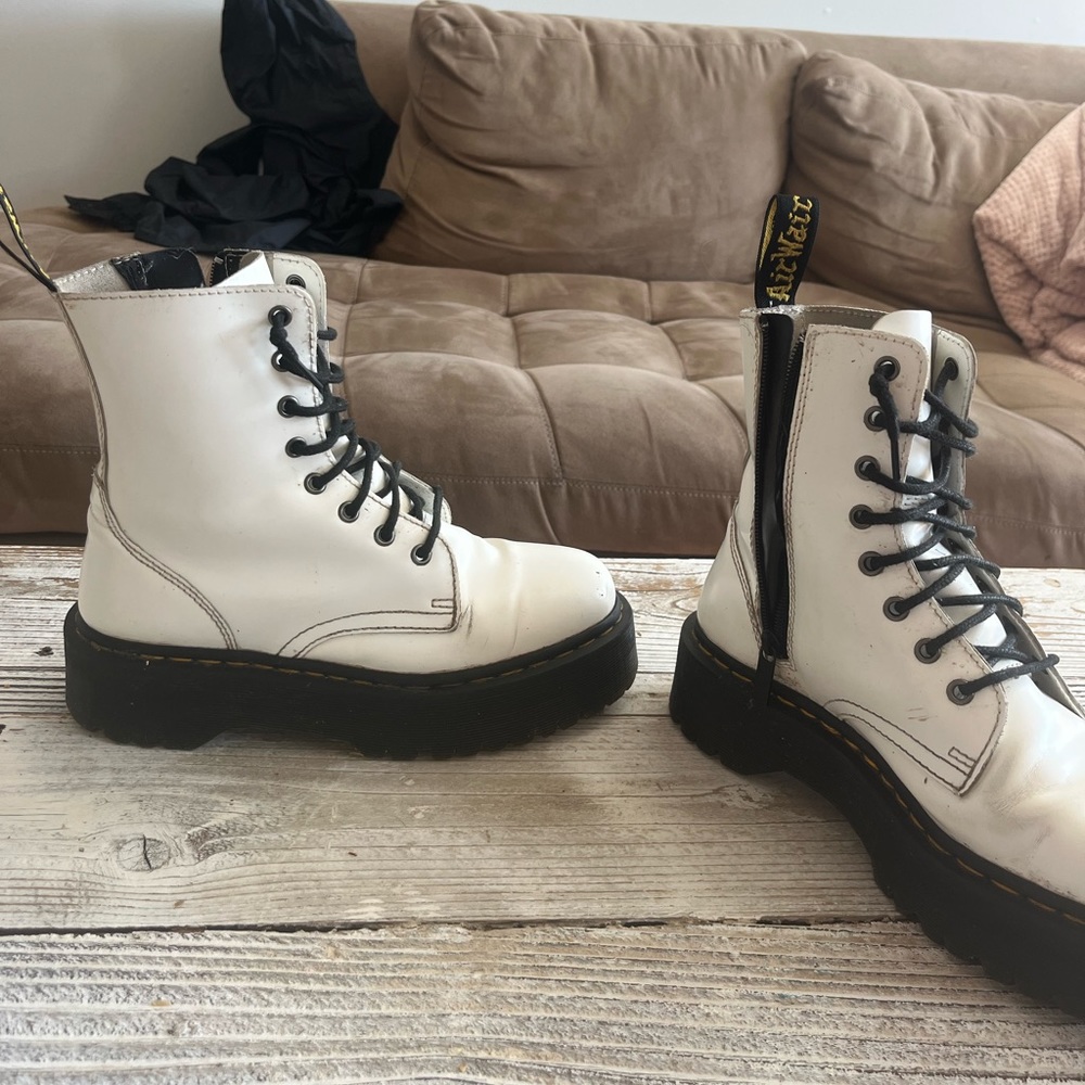 Dr. Martens white platform jadon boot | Doc Martens